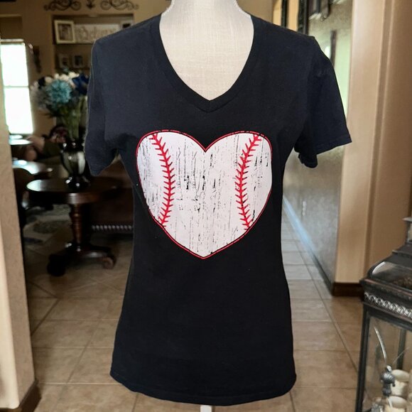 Heart Baseball T-Shirt*Ladies Tee - Picture 1 of 2